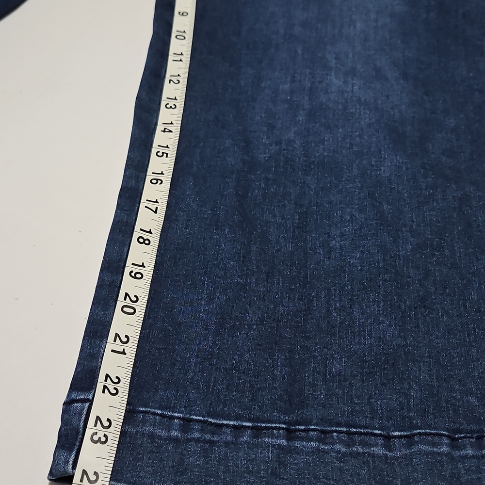 Talbots Navy Blue Capri Cropped Button Pockets-Accent Jeans Size 16 - Picture 9 of 13